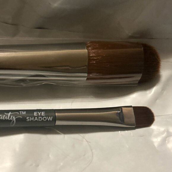 ULTA Brush Set 5" Shadow/crease duo and Blush with dark gray handles - Picture 6 of 8